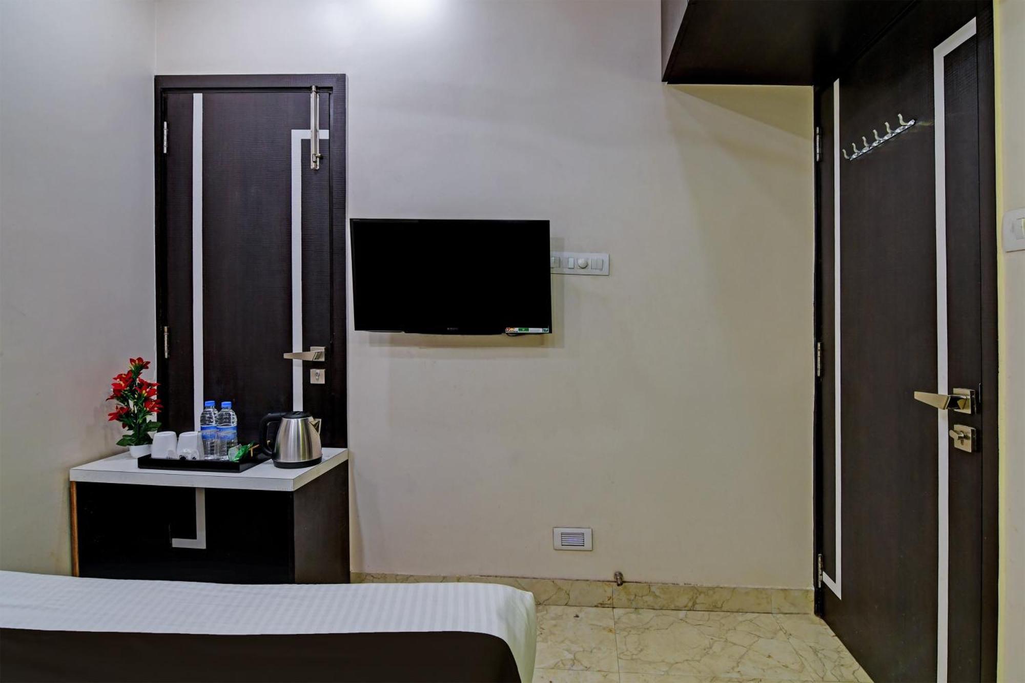Hotel O Shivaalay Inn Near Newtown Bus Stand Calcutta  Esterno foto